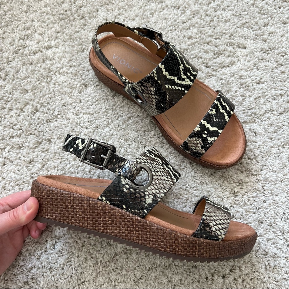 New Vionic Louise Platform Slingback Black Raffia Boa size 7.5